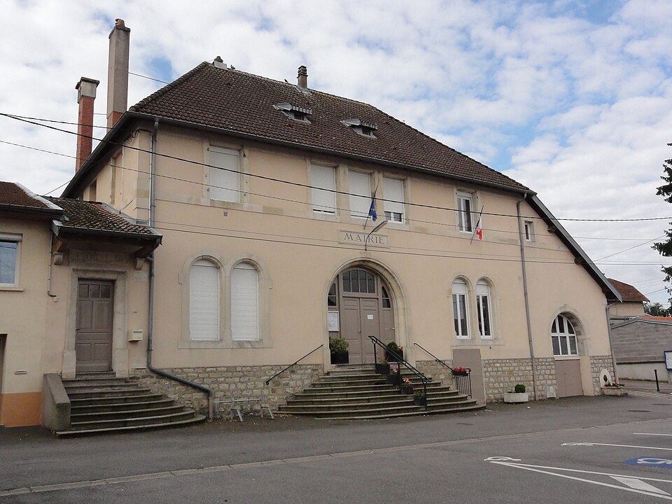 Chanteheux (M — et — M) mairie