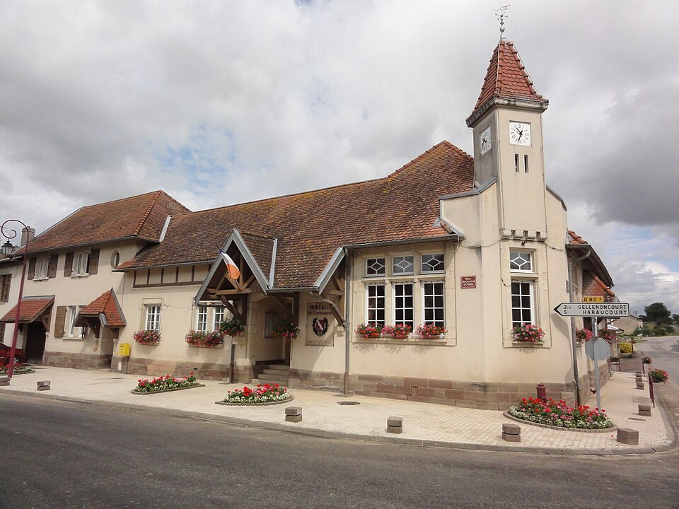 Courbesseaux (M — et — M) mairie