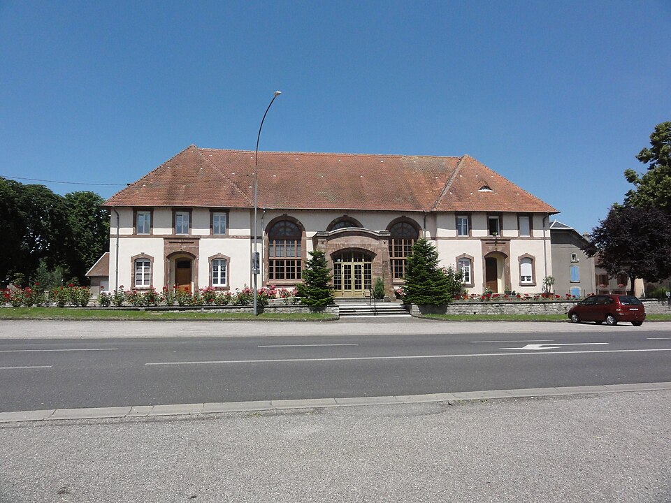 Domèvre — sur — Vezouze (M — et — M) mairie