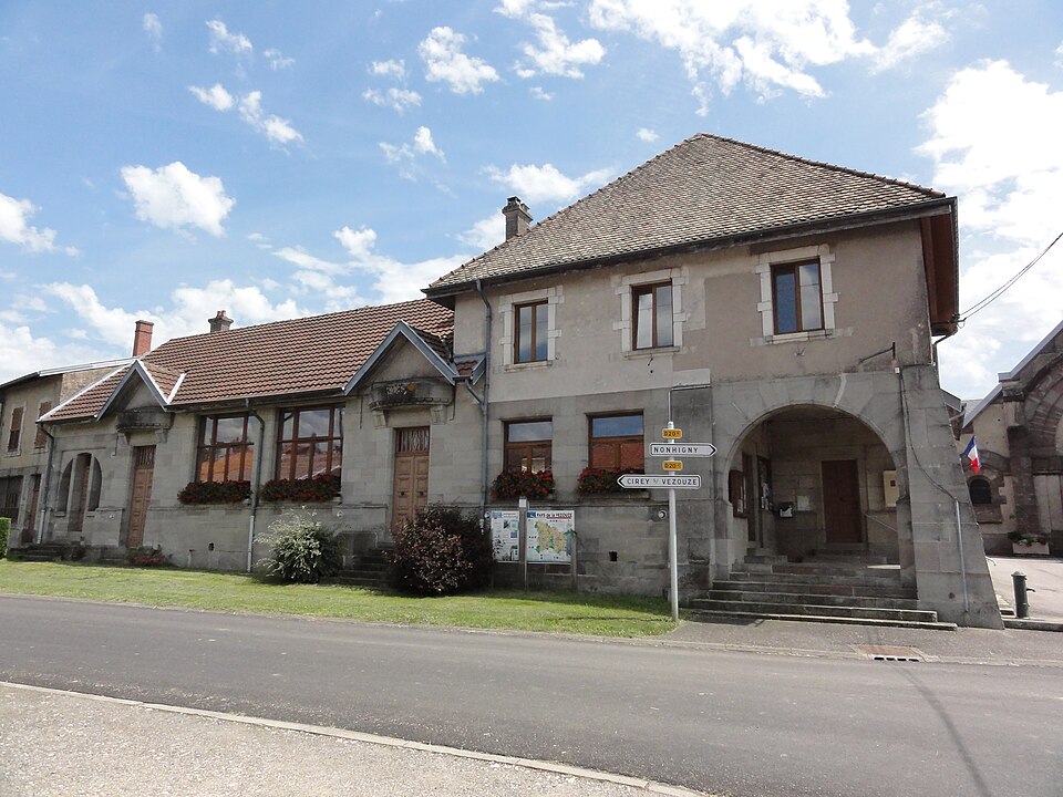 Harbouey (M — et — M) mairie — école