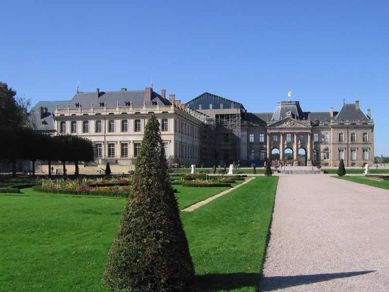 Chateau Luneville ar 10 2010