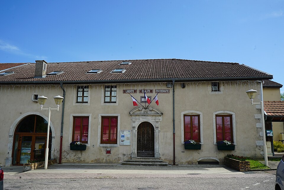 Méreville mairie 83708