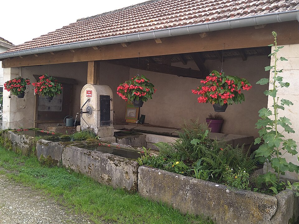 Pulney (54) — Lavoir