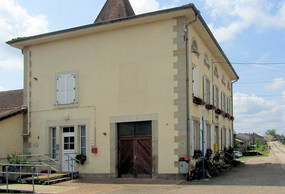 Tanconville, Mairie