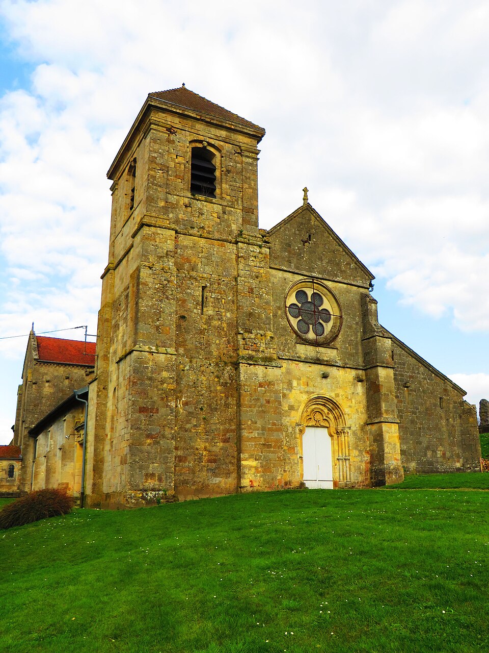 Hauts Chee Conde eglise