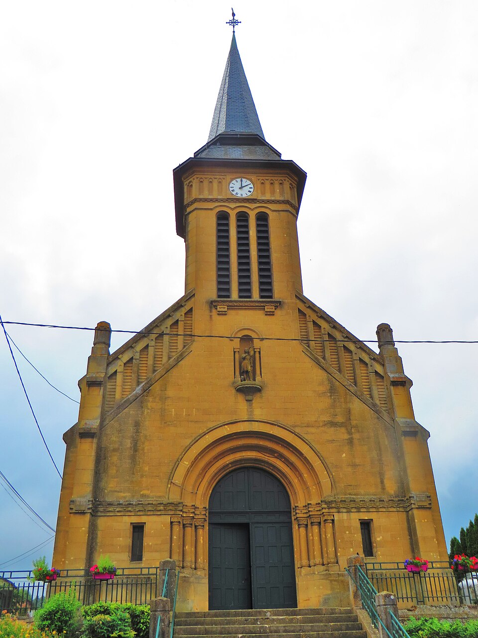 Eix Église Saint — Rémi