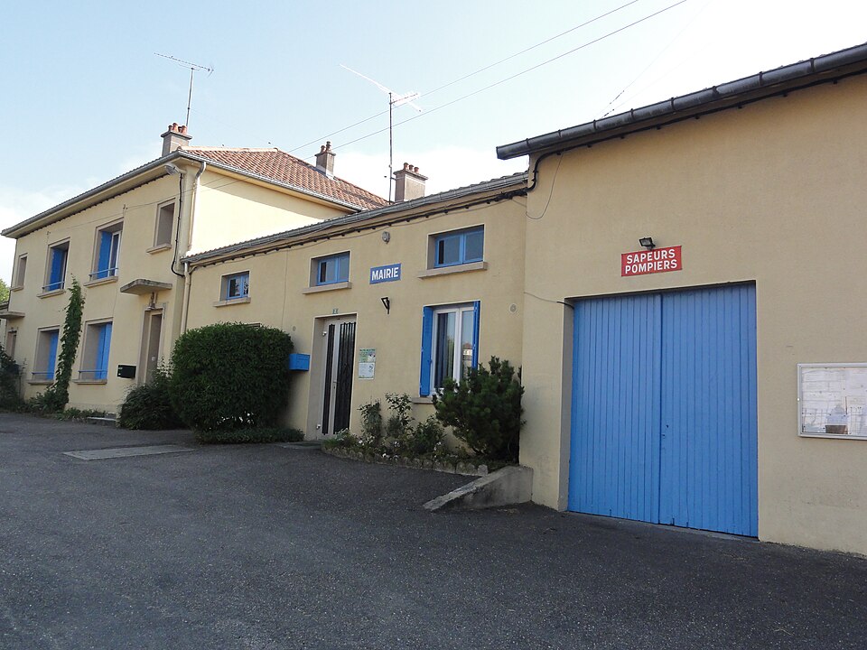 Fromeréville (Meuse) mairie et sapeurs — pompiers