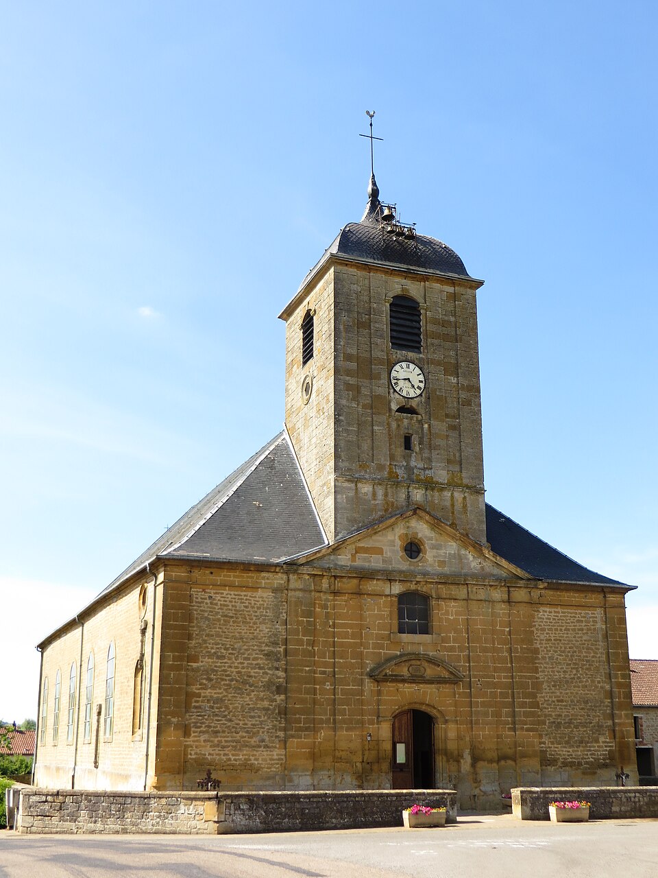Juvigny — sur — Loison église Saint Denis