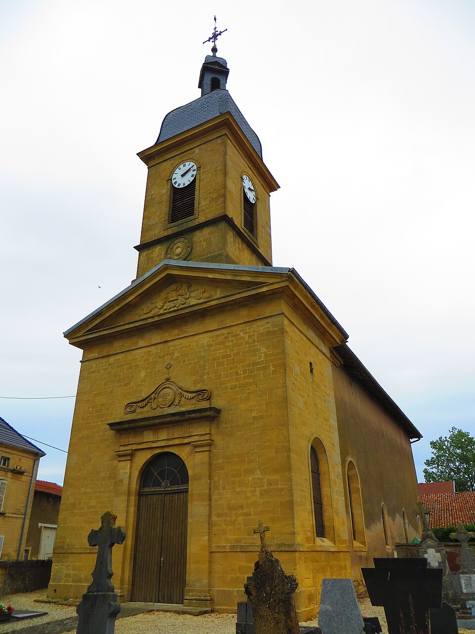 Loison L'église Saint — Laurent