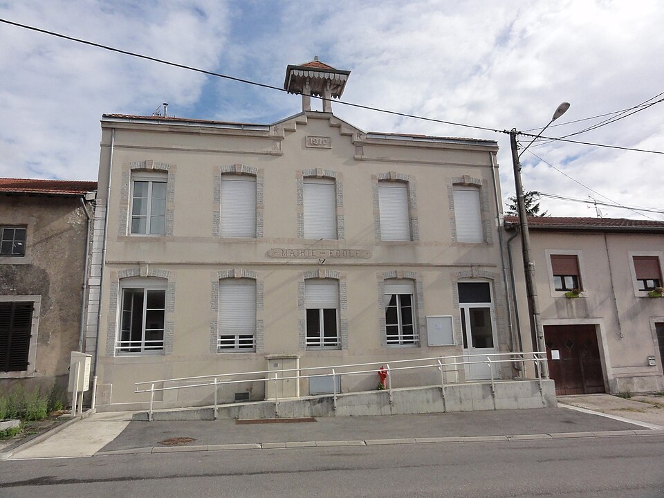 Ménil — la — Horgne (Meuse) mairie — école