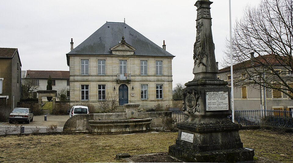 Mairie de Pierrefitte — sur — Aire