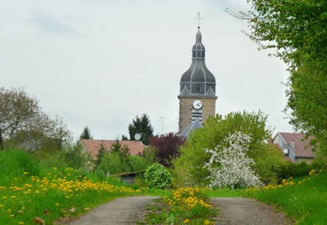 Clocher rarecourt printemps