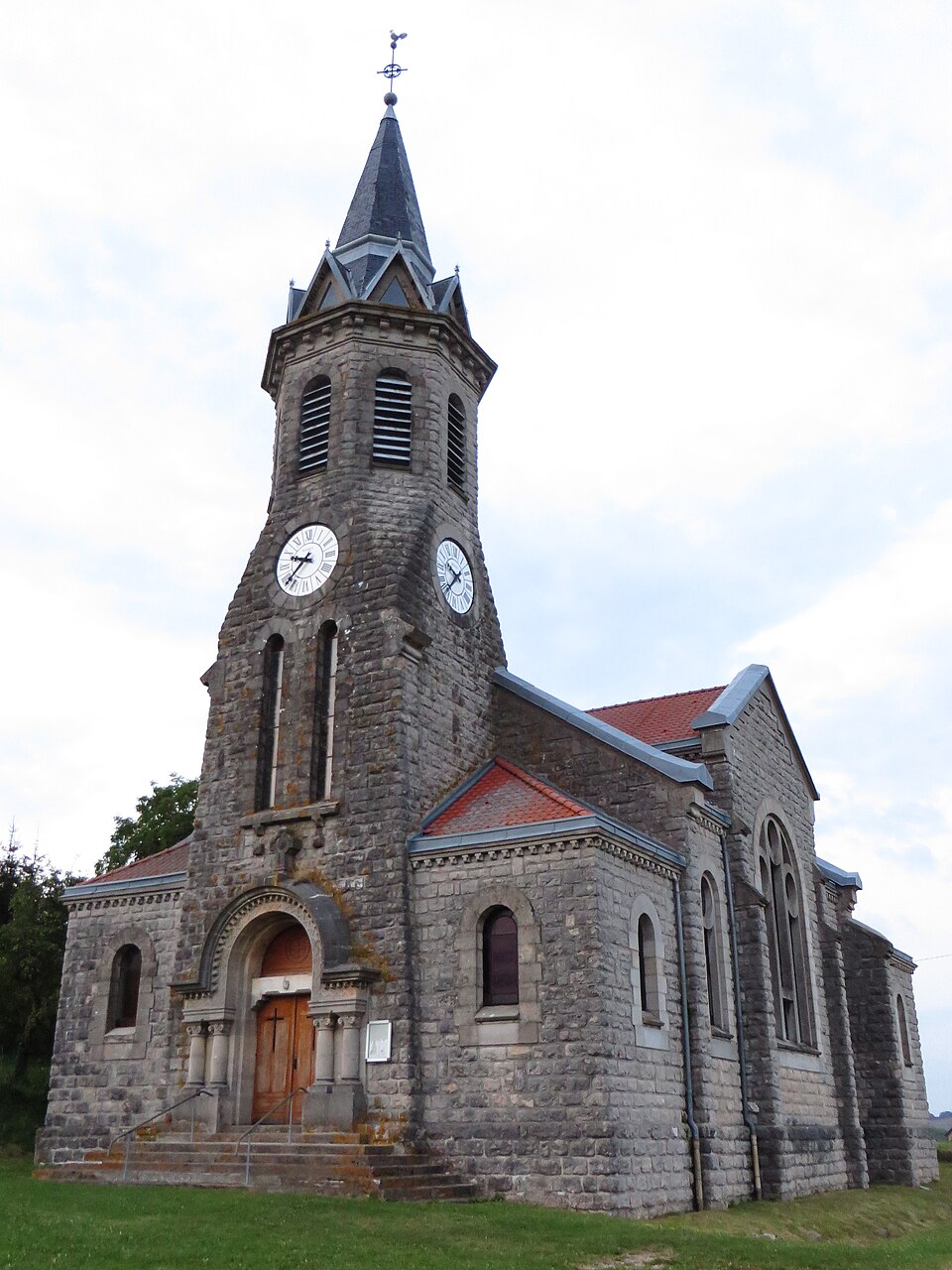 Wavrille L'église Saint — Hilaire