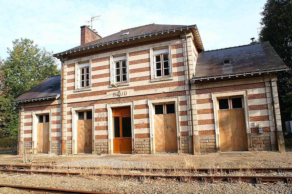 Gare — Baud — voyageur — 2 — 2009