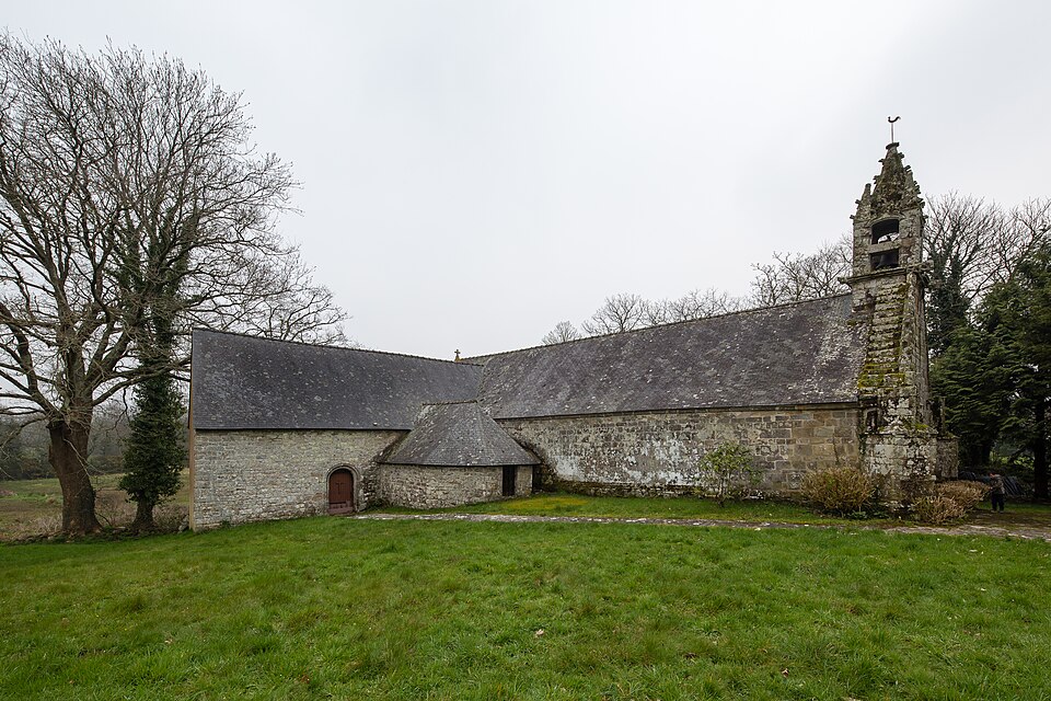 Vue ouest de la chapelle Notre — Dame — de — la — Clarté, Kervignac, France