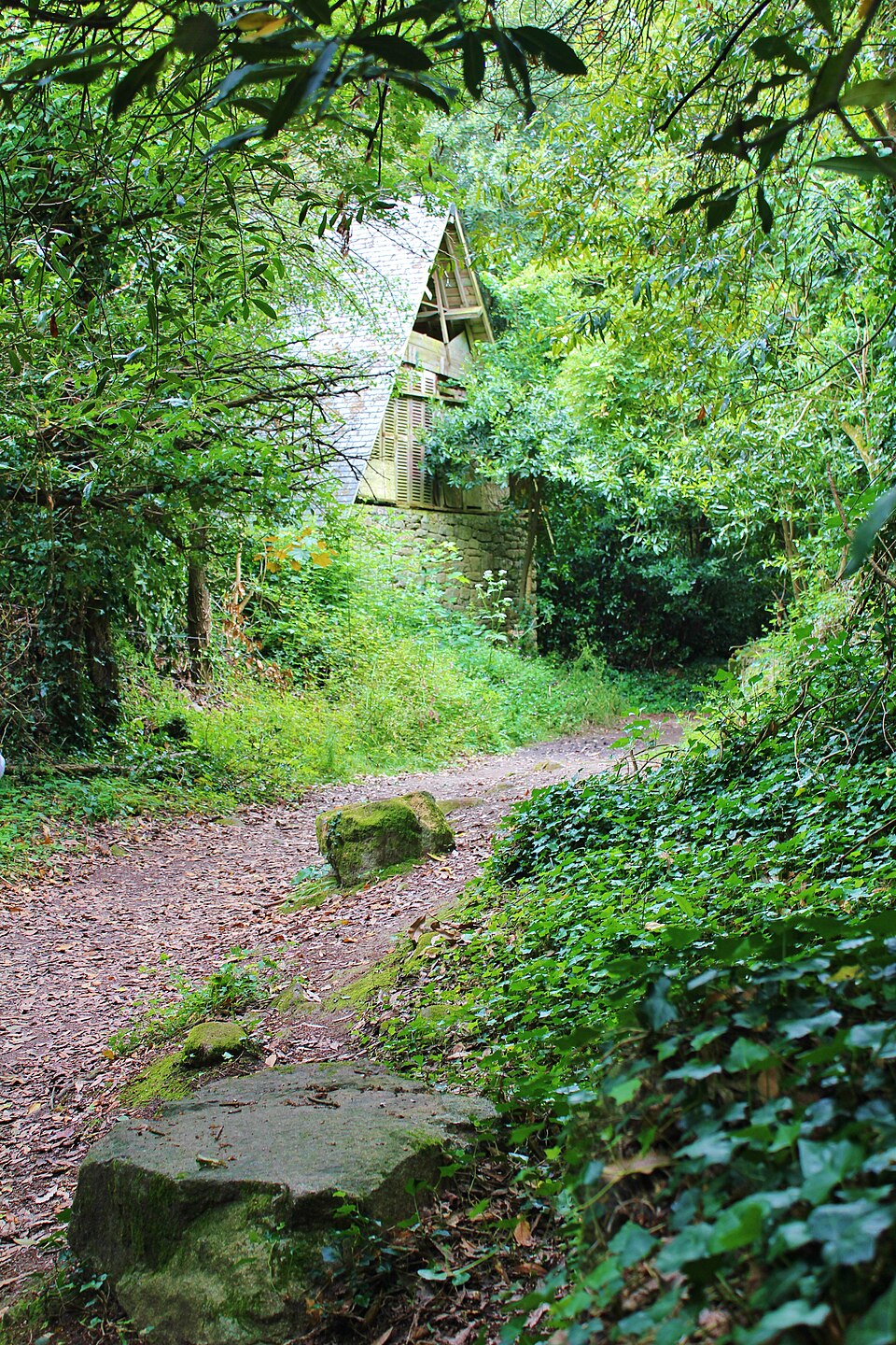 Chemin de cadoudal — locoal mendon 8747