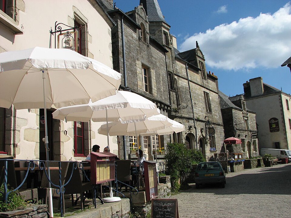 Rochefort — en — Terre centre