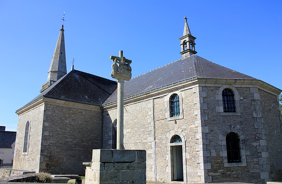 Église Saint — Arnould (Saint — Allouestre) 4087