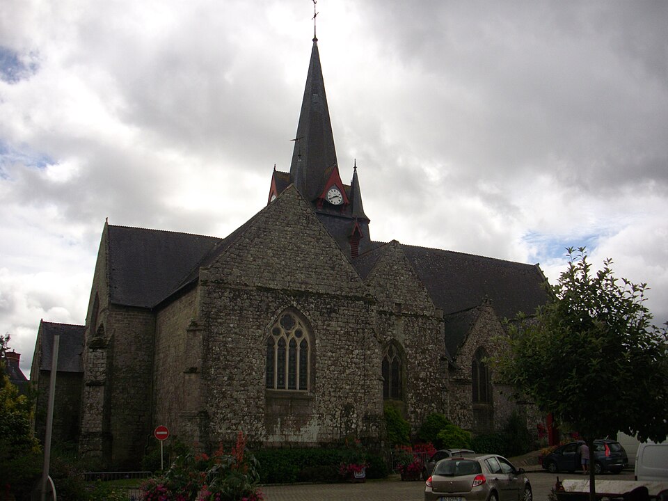 Sérent — église Saint — Pierre (01)