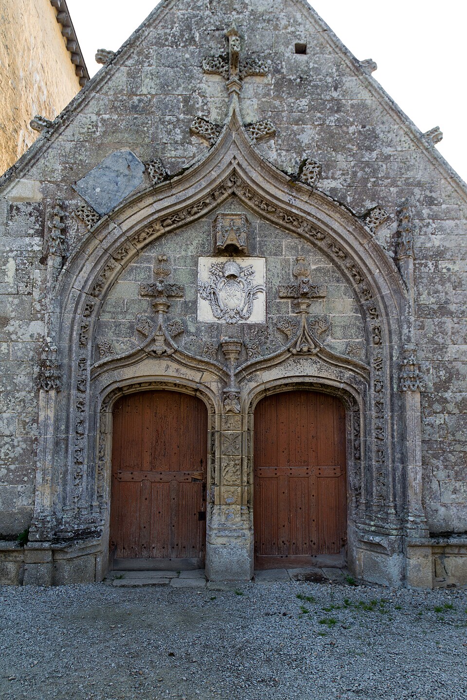 Portail de l'église Saint — Golven (Taupon, Morbihan, France)