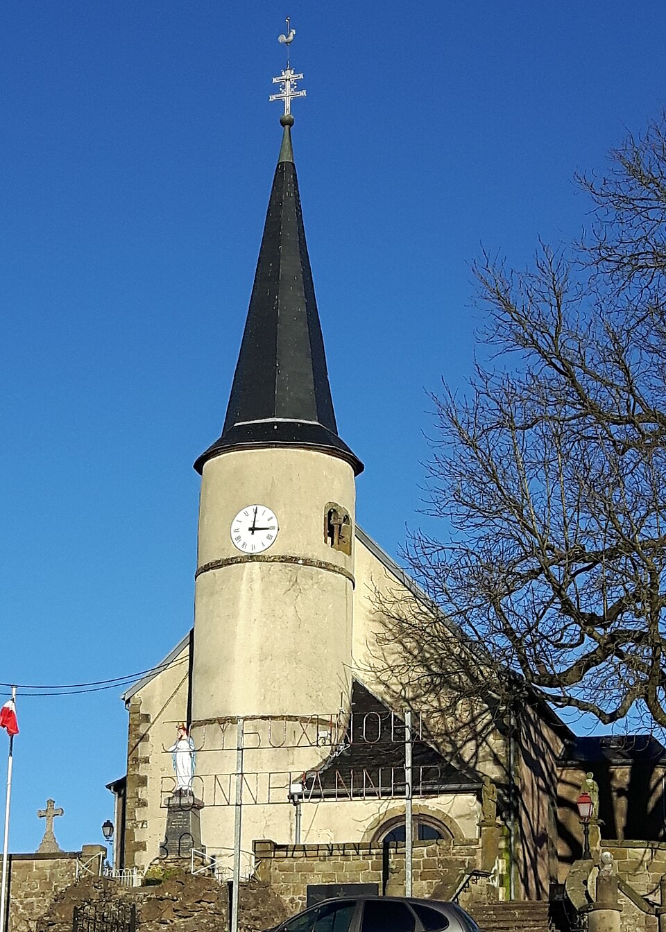 Église Saint — Pierre — Crop