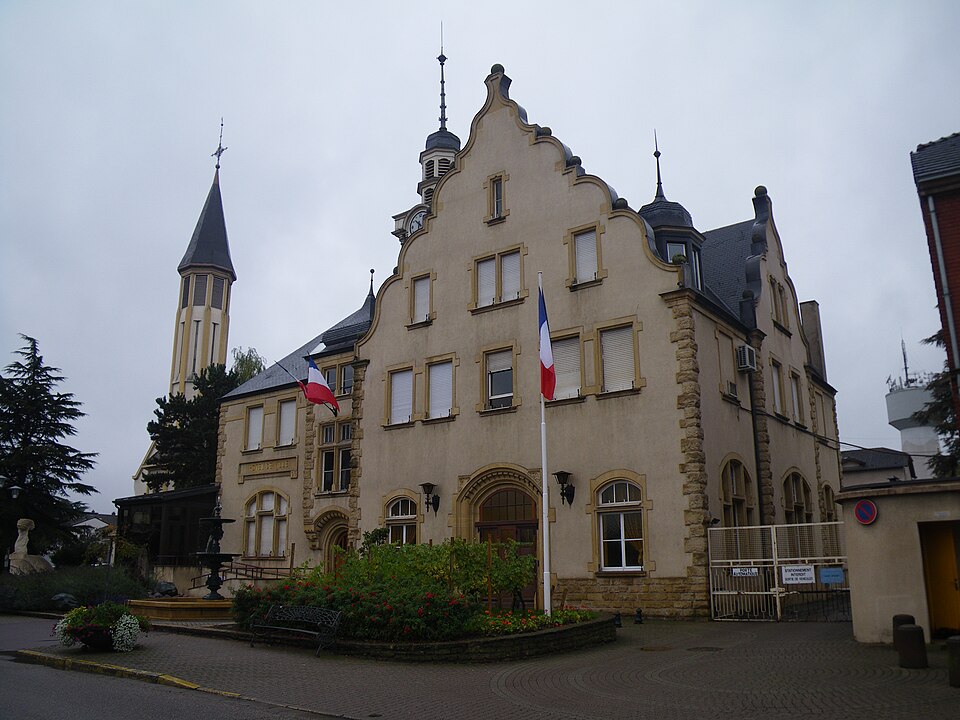Amnéville — Town hall — 2