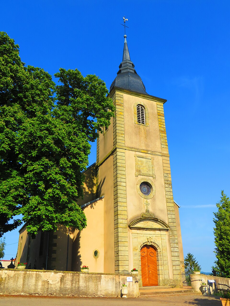 Berig Vintrange eglise