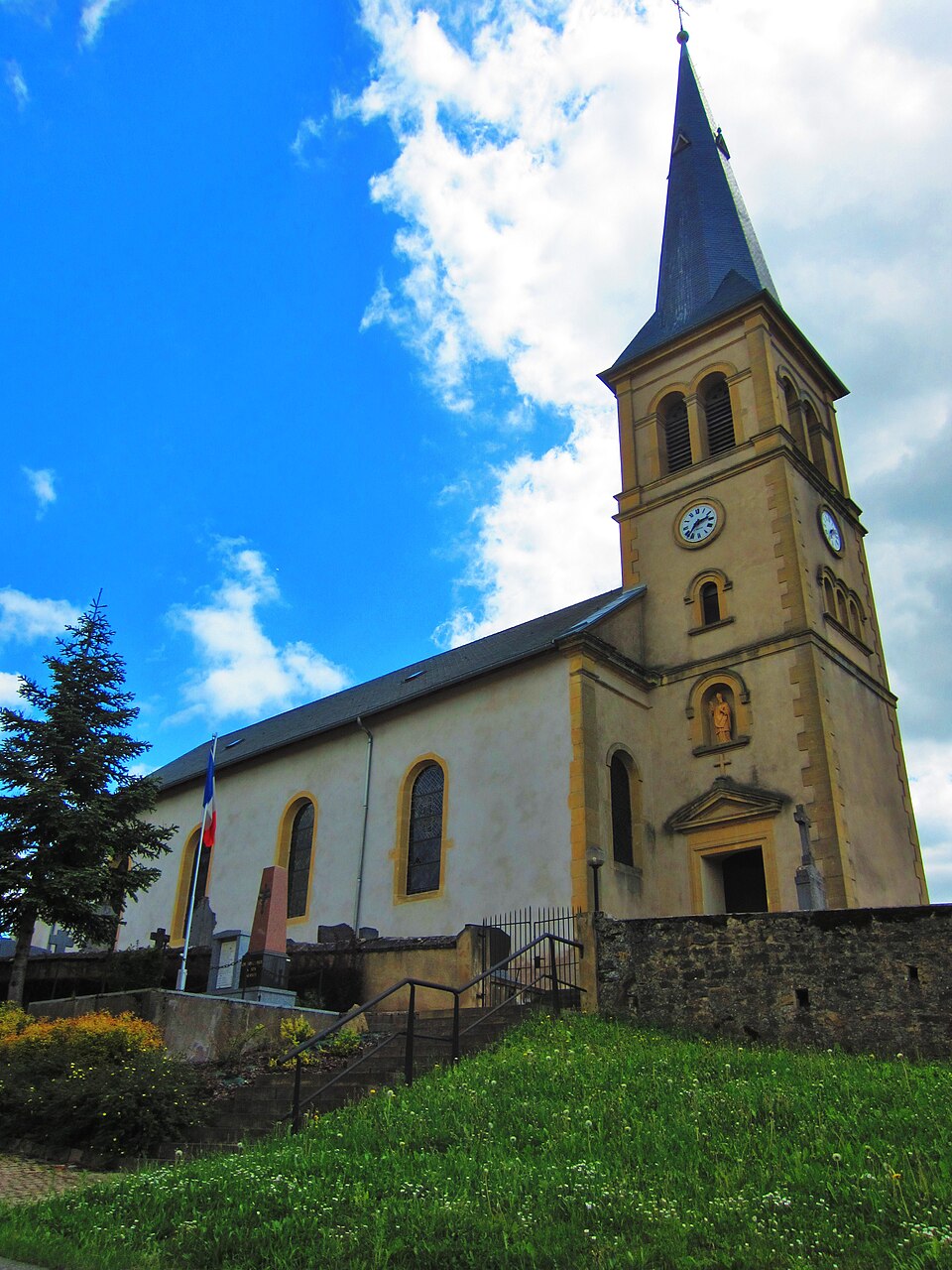 Eglise Chemery Deux