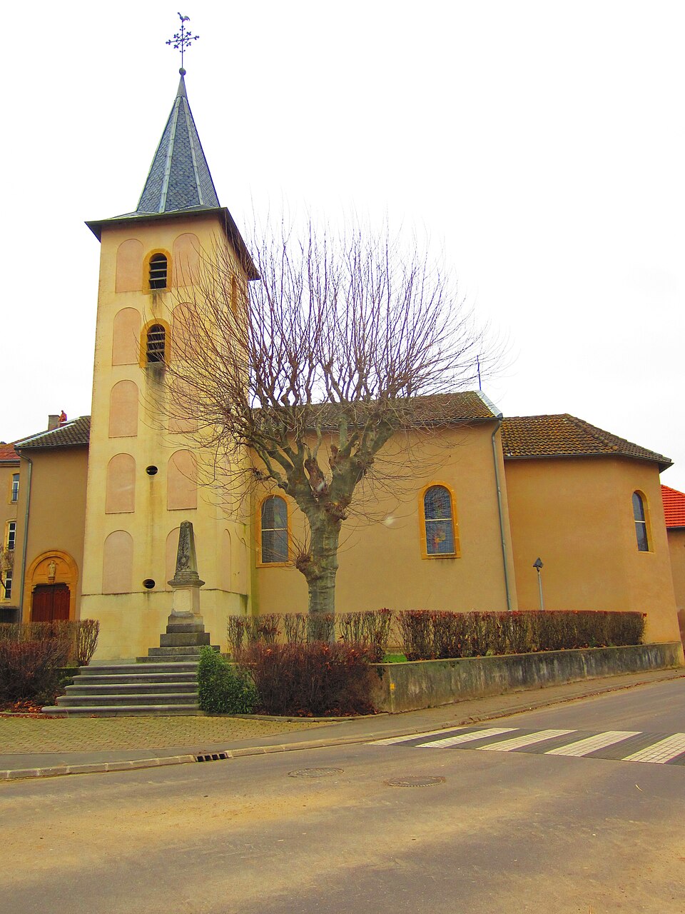 Eglise Cuvry