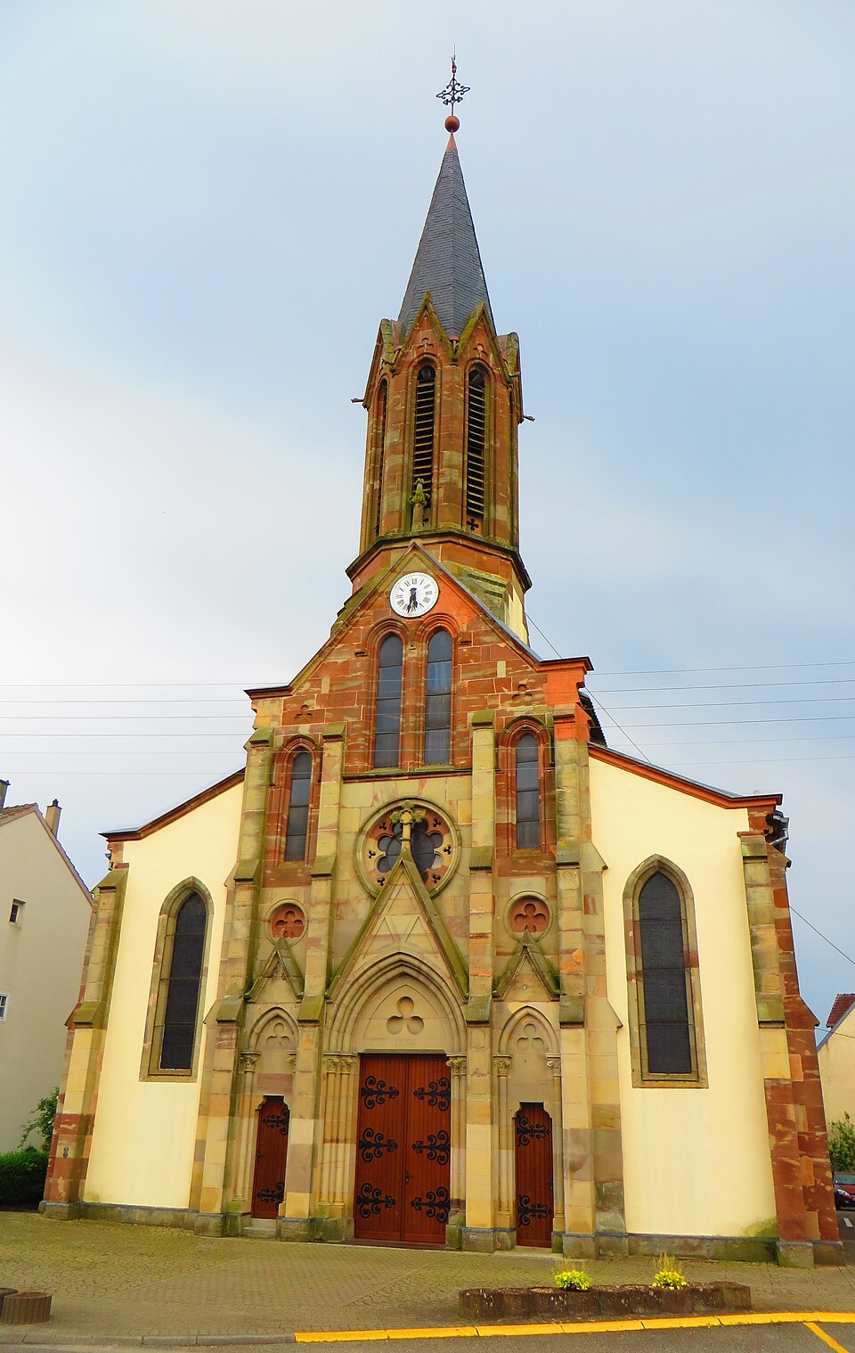 Hundling Église Saint — Jacques — le — Majeur