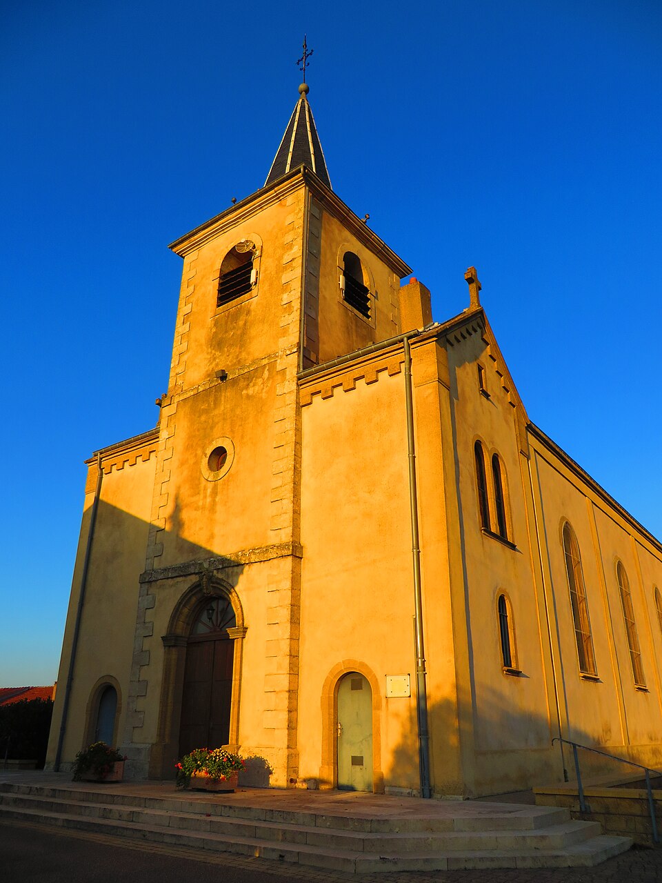 Marthille l'église Saint — Jean — Baptiste