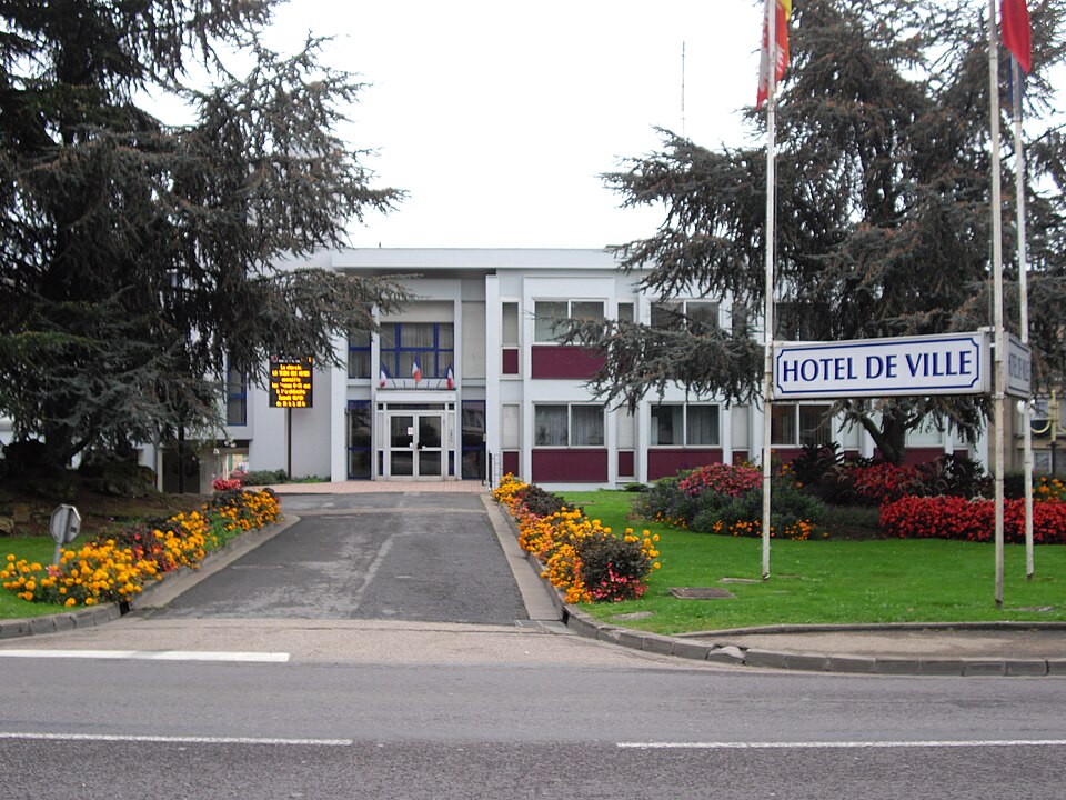 Mondelange — Town hall — 2
