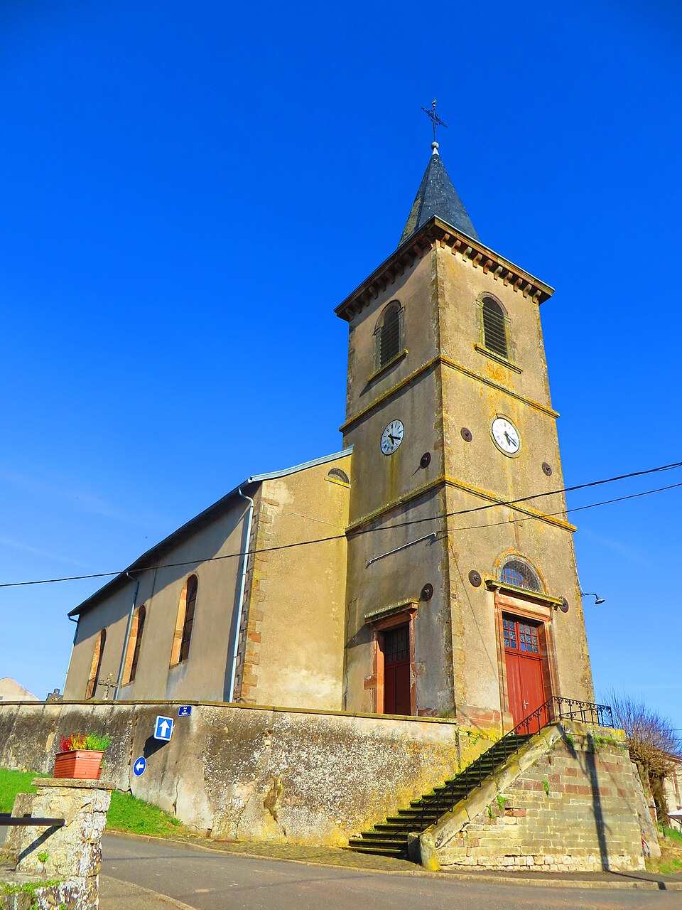 Vahl — lès — Bénestroff eglise