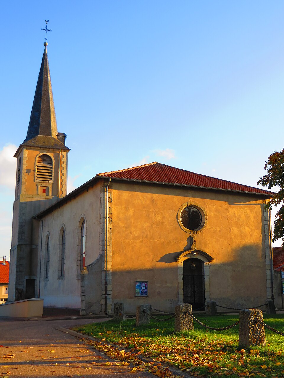 Vannecourt l'église Saint — Denis