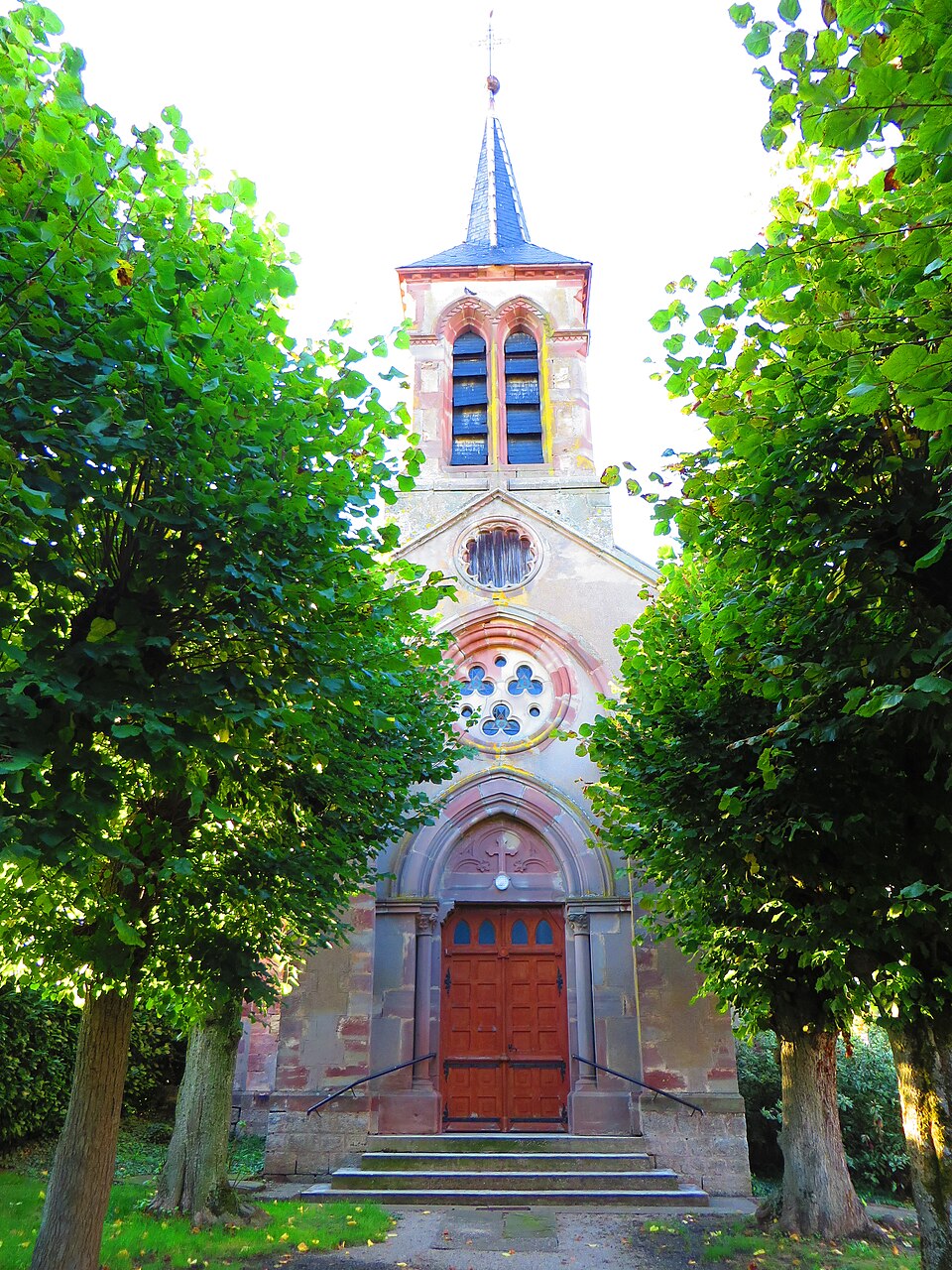 Zommange l'église Saint — Laurent