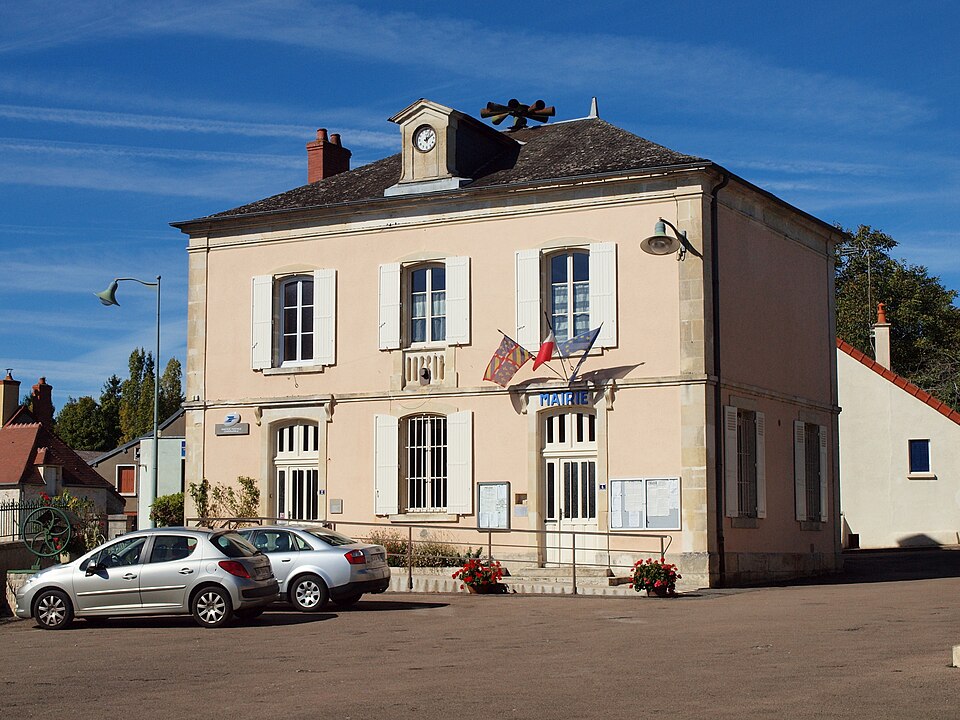 Alligny — Cosne — FR — 58 — mairie — a5