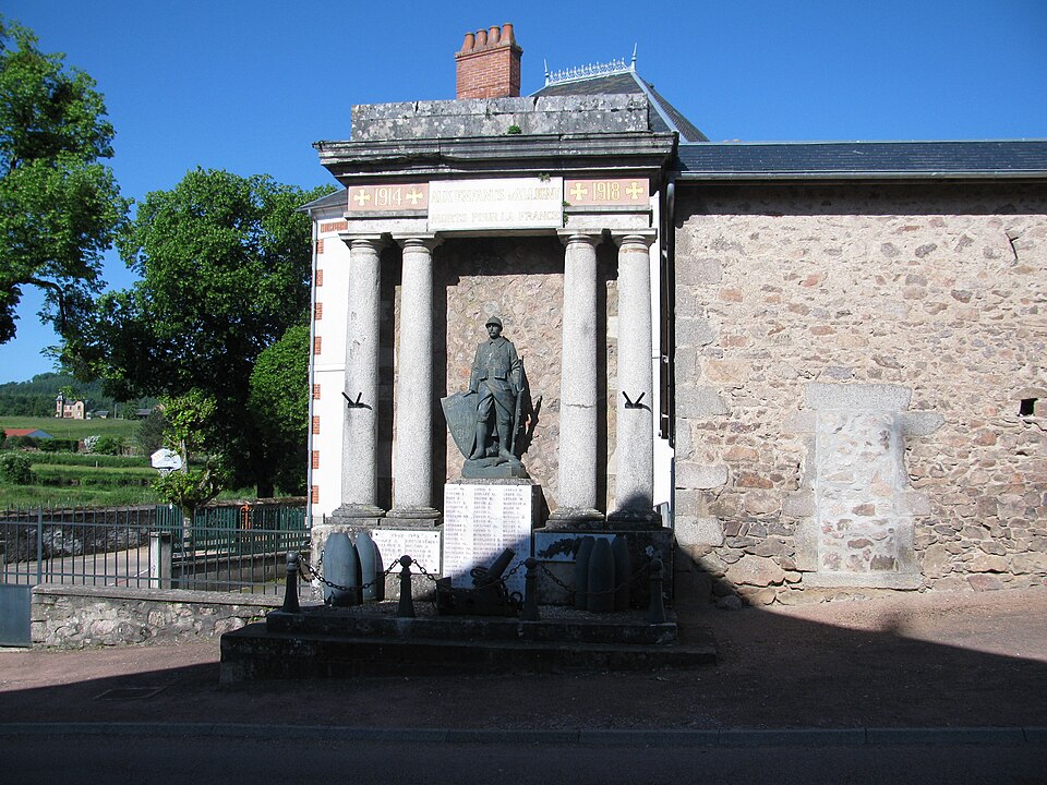 Monument Alligny — en — Morvan 01