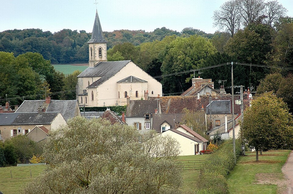 Anlezy — Vue depuis la rue des écoles, 2014