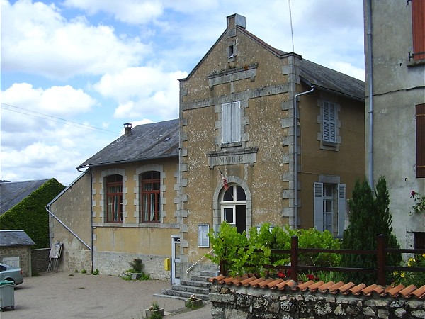 Mairie de Chalaux