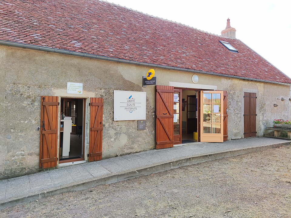 Chevannes — Changy mairie
