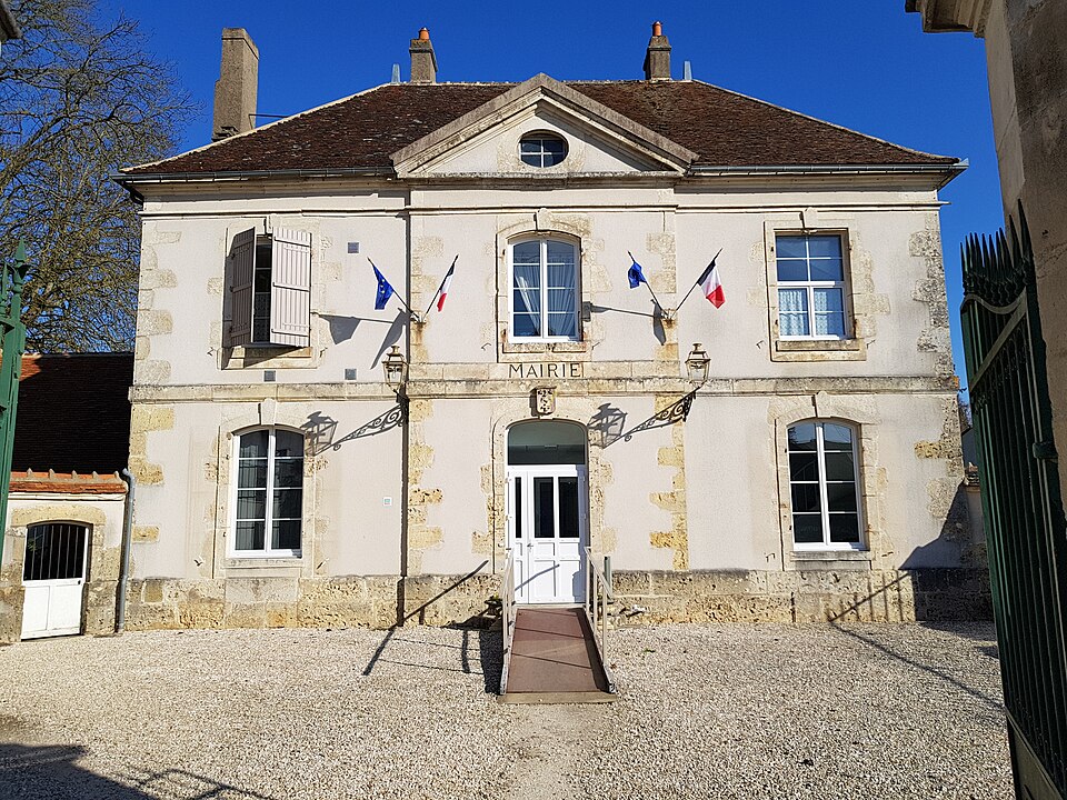 Corvol — lOrgueilleux mairie