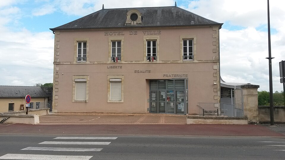 Coulanges — les — Nevers (mairie)