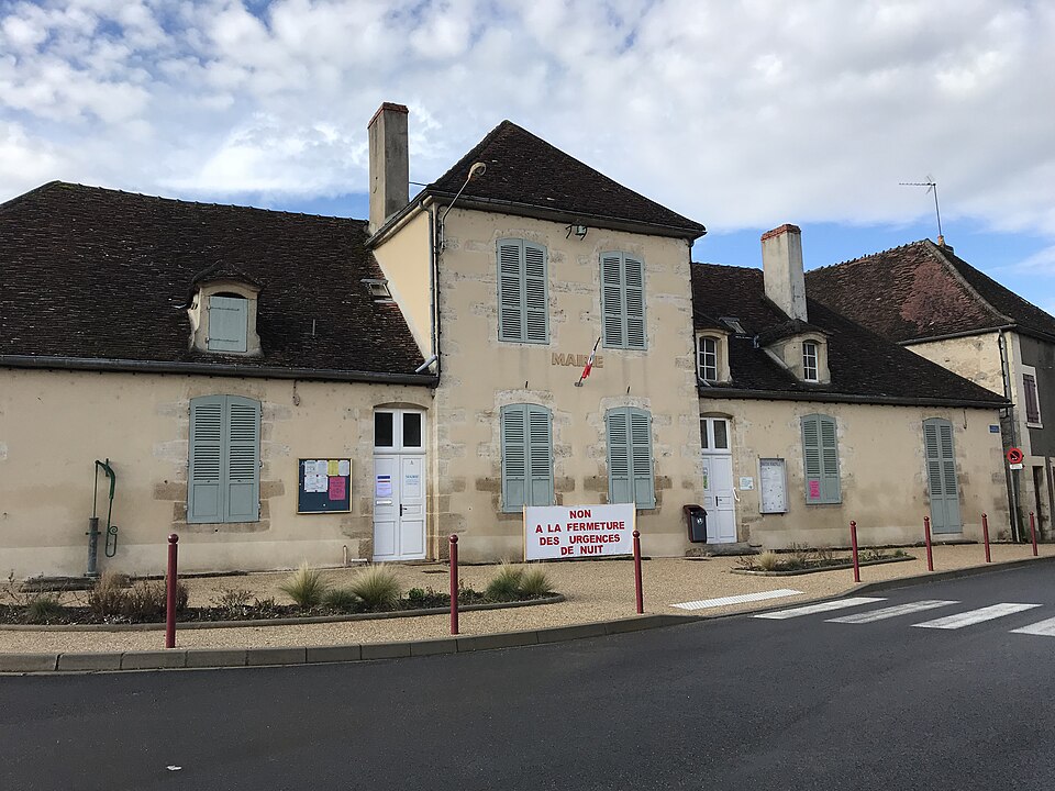 Mairie de Dornecy (Nièvre, France)