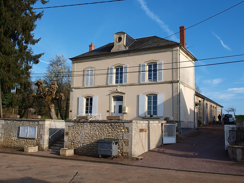 Perroy — FR — 58 — A — 01