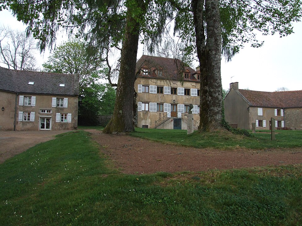 Saint — Brisson — Maison du Parc