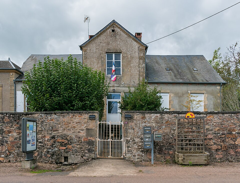 Town hall of St — Franchy (2)