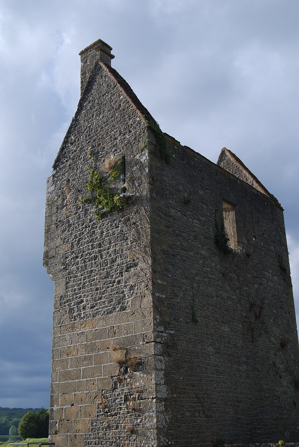 Fleury — la — Tour Tintury