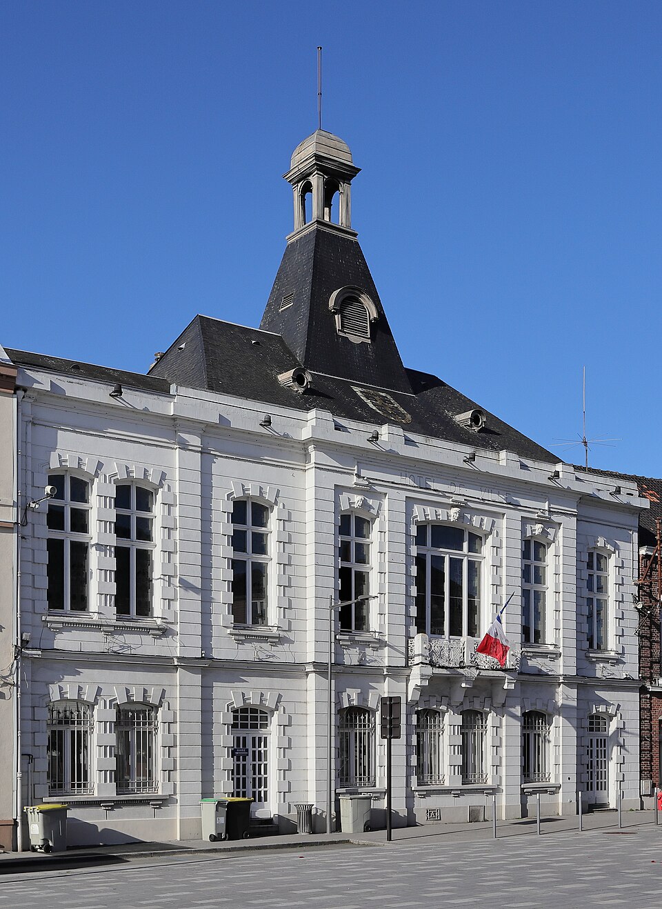 Mairie d'Aniche (24354)