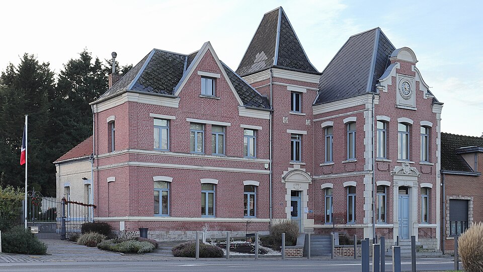 Mairie d'Aubencheul — au — Bac