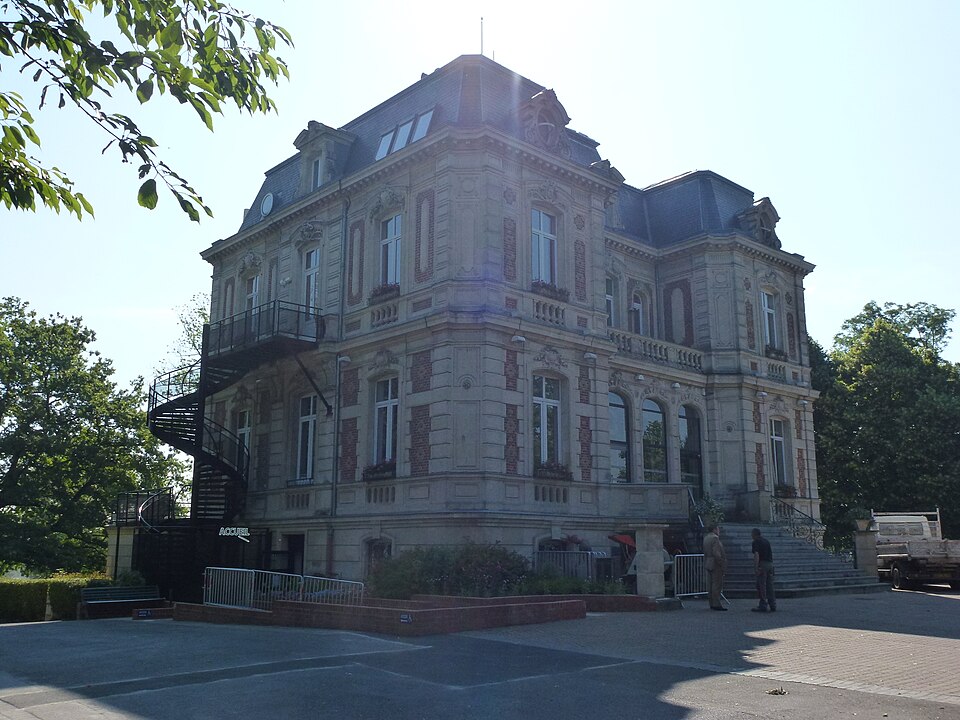Beuvrages (Nord, Fr) mairie